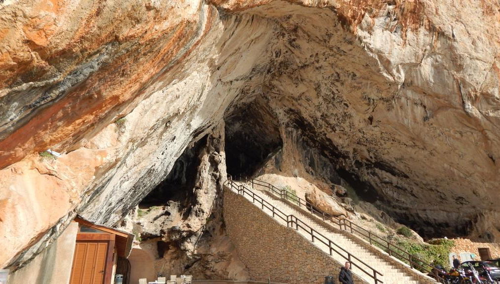 Caves of Drach and Porto Cristo - Full-Day Tour - Photo 1